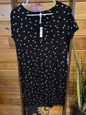 Soma cool nights SS sleep shirt plumeria dot black w/ front pocket